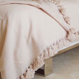 Scents & Feel Wool Lightweight Beige Pom Pom Throw Blanket, 80x80 Handwoven $159